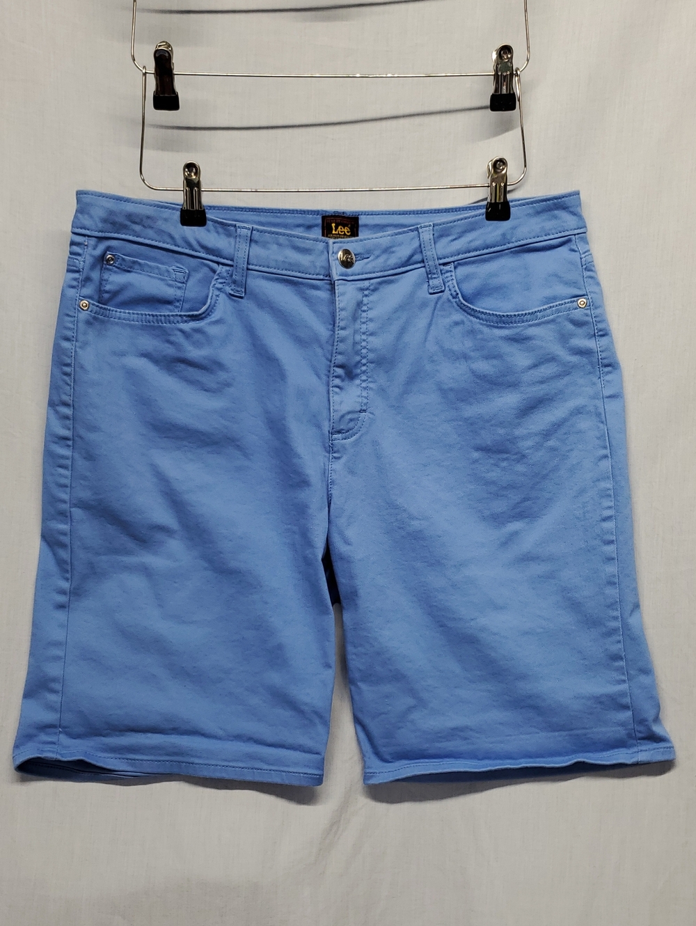 Lee Women's Light Blue Flat Front Casual Shorts #353